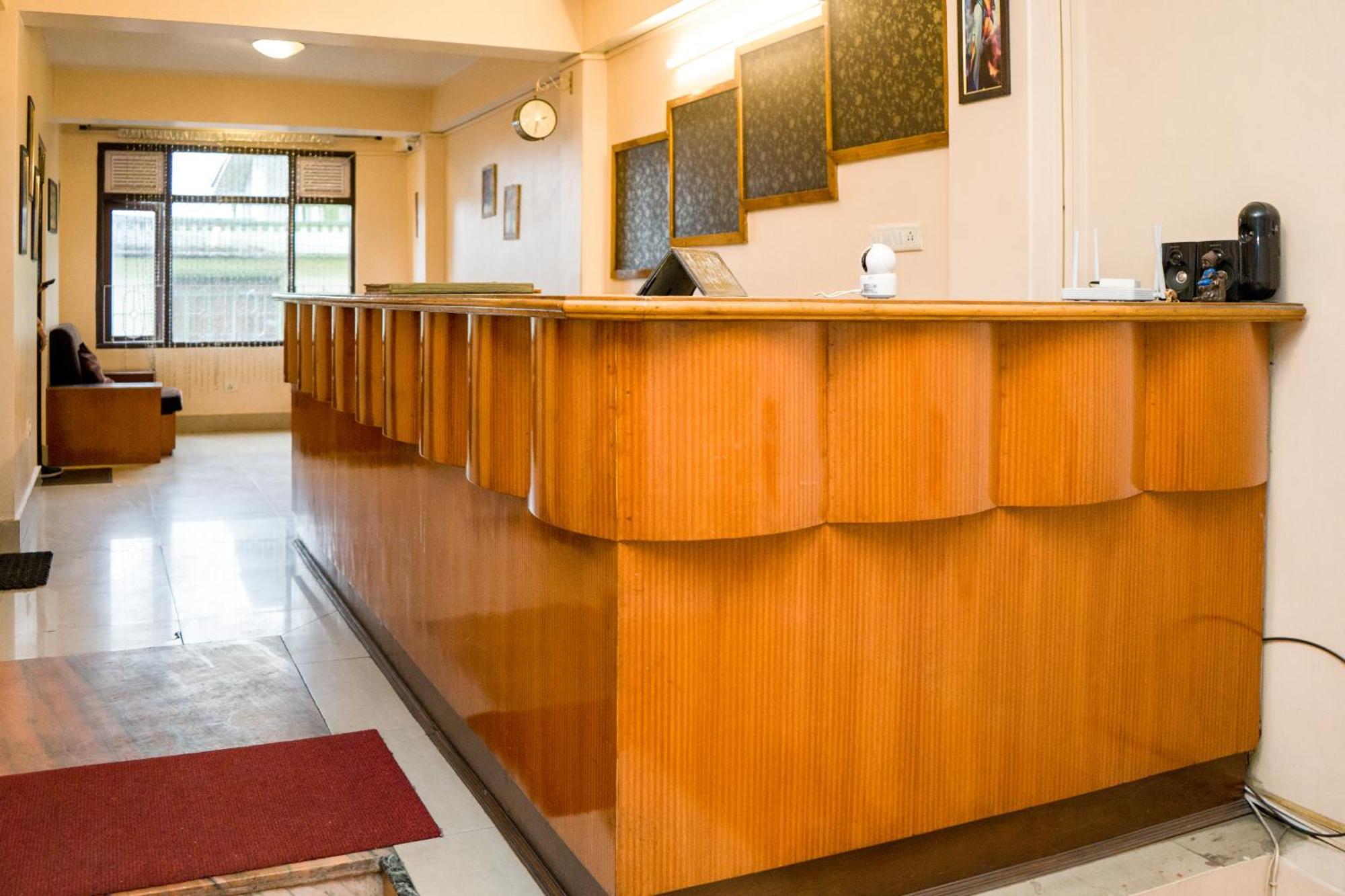 Hotel Siddhi Vinayak Regency, Mg Marg Гангток Экстерьер фото